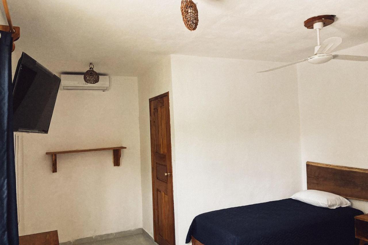 Hotel Xa'An Bacalar Bagian luar foto